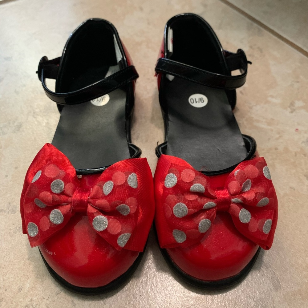 Minnie Mouse Disney shoes